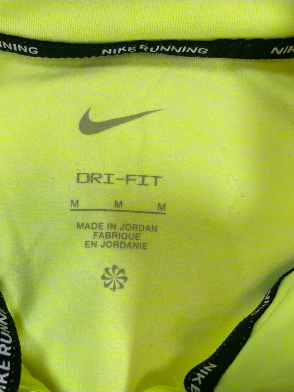 ✨ Nike Dri-FIT Running Quarter-Zip Pullover | Women’s Medium | Volt Neon Yellow - Picture 5 of 10